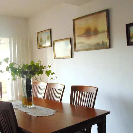 Prázdninový dům 4 Bedrooms House With Enclosed Garden And Wifi At Sanlucar La Mayor Sevilla