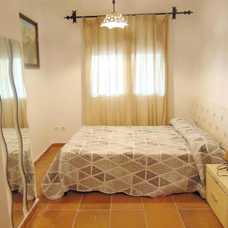 4 Bedrooms House With Enclosed Garden And Wifi At Sanlucar La Mayor Prázdninový dům Sevilla